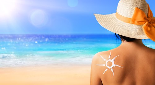 6 lucruri de care sa tinem cont cand alegem crema de protectie solara